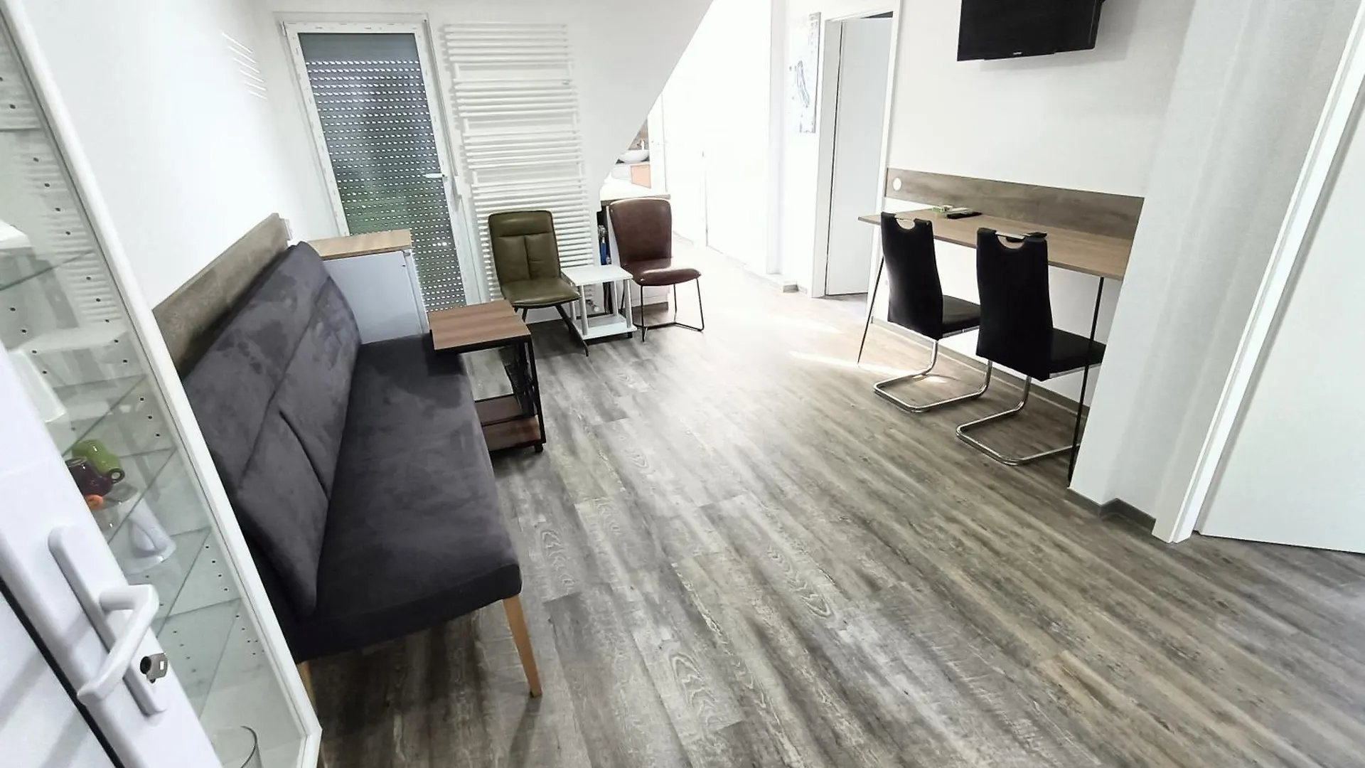 Apartment Fmi 9 Accommodation Raunheim Germany