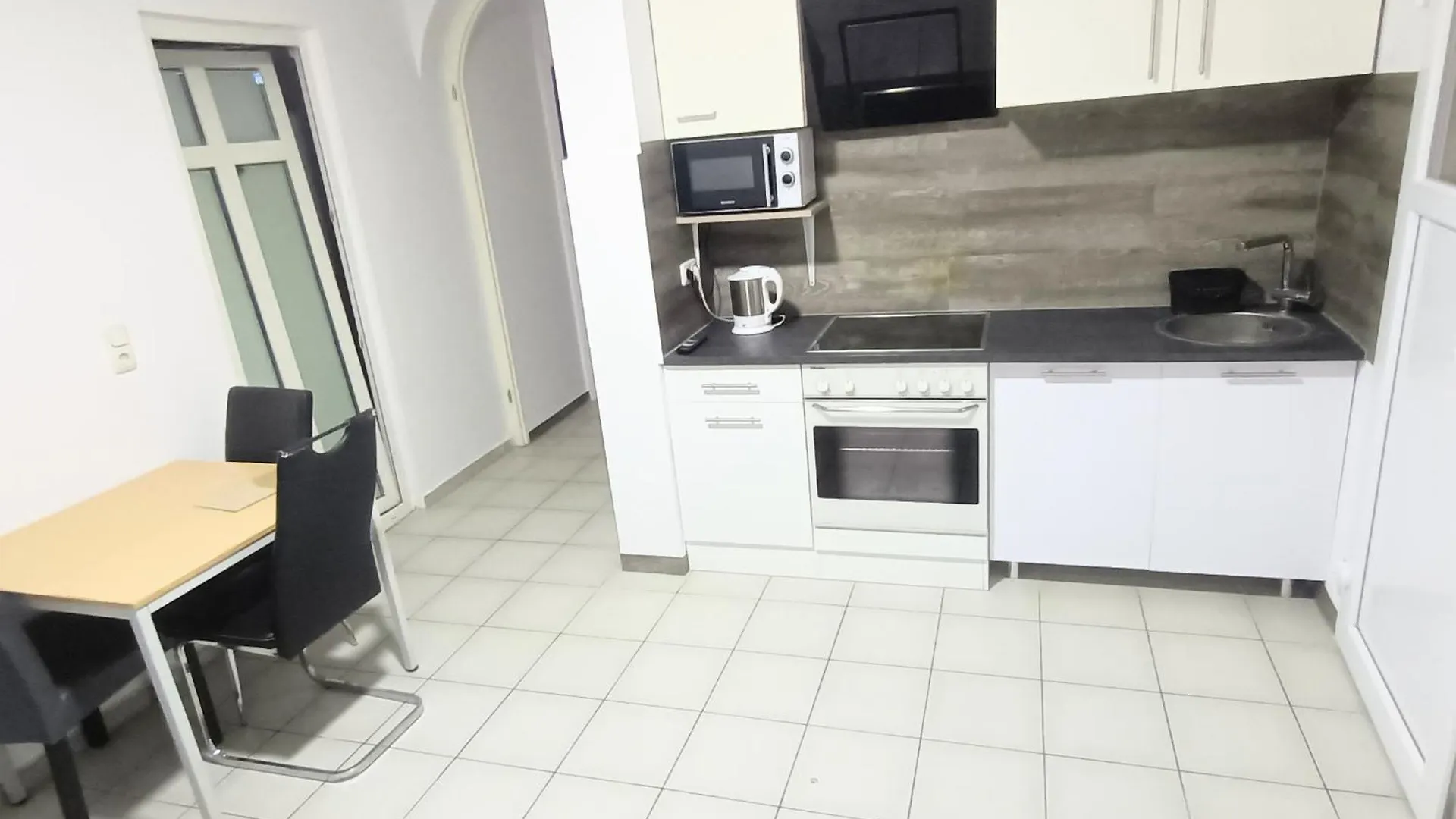 Fmi 9 Accommodation Raunheim