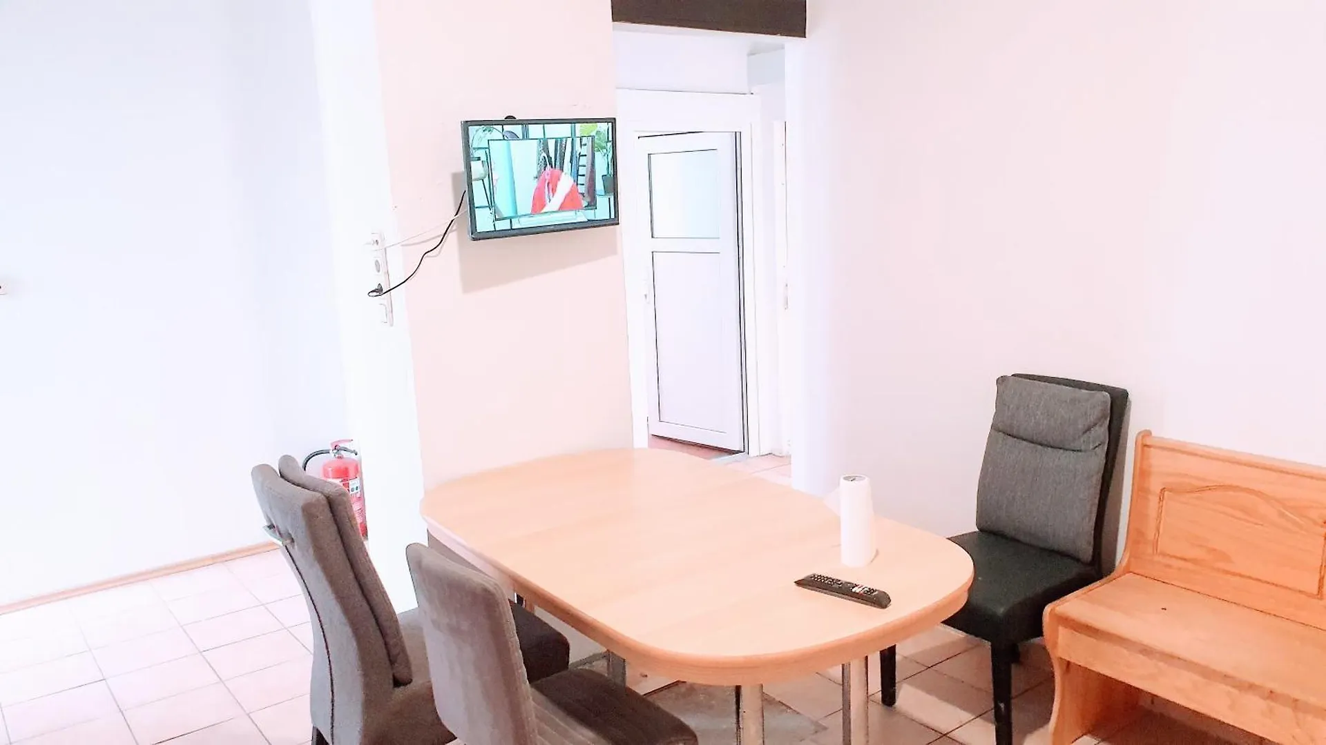 Apartment Fmi 9 Accommodation Raunheim