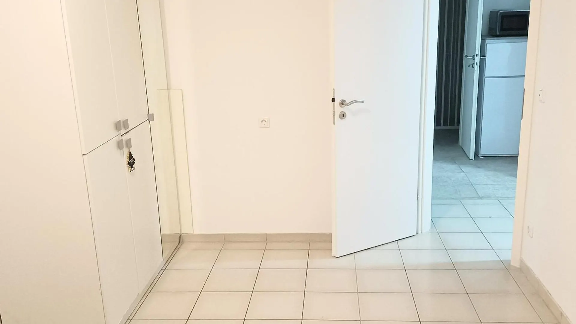 Fmi 9 Accommodation Raunheim Apartment